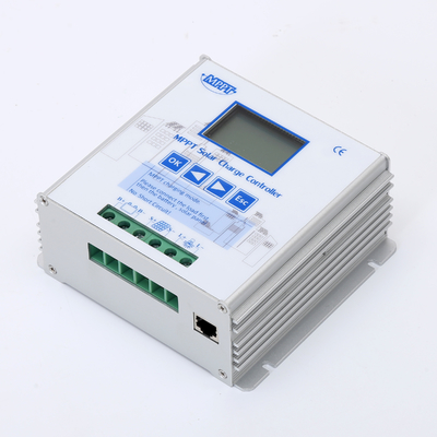 24 Volt 700W Regulator MPPT 40A IP54 MPPT Solar System LCD Display