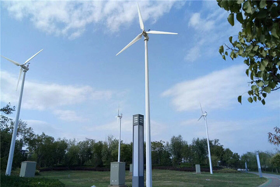 CE Off Grid Wind Generator System 50KW IP54 Wind Turbine Generator Output Voltage 380V